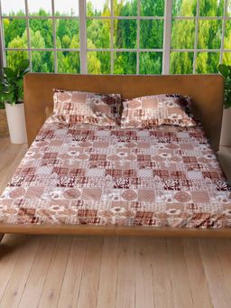 LABHAM - Beaver Pure Cotton King Size Printed Bedsheet with Pillow Covers (Set of 3)