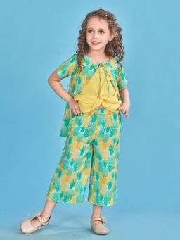 Lil Peacock - Stylish Rayon Spaghetti Top & Pant With Shrug - Green (Set of 3)