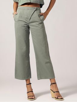Belliskey - Women Matt Green Straight Fit Jeans