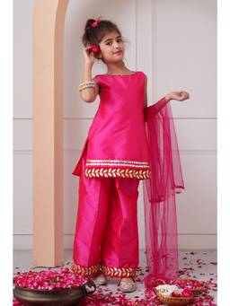 Foreverkidz - Gulabo Farshi Kurta With Pant & Dupatta