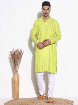 SHOWOFFFF - Men Green Striped Kurta with Trouser (Set of 2)