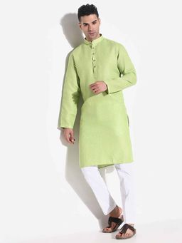 SHOWOFF - Men Green Textured Kurta with Trouser (Set of 2)