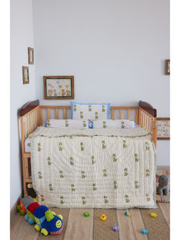 ADYA - World Of Giraffe Infant Quilt