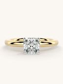 Gold color option, Currently selected