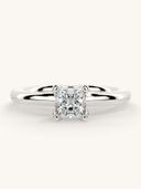 White Gold color option