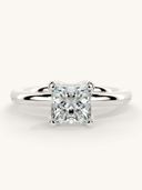 White Gold color option, Currently selected