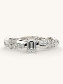 White Gold color option, Currently selected