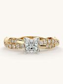 Gold color option, Currently selected