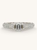 White Gold color option