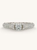 White Gold color option, Currently selected