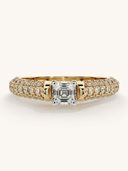 Gold color option, Currently selected