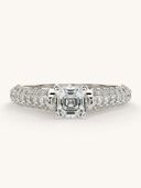 White Gold color option, Currently selected