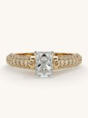 Gold color option, Currently selected