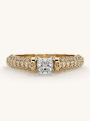 Gold color option, Currently selected