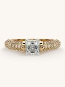 Gold color option, Currently selected