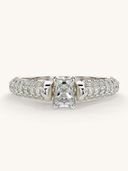 White Gold color option, Currently selected