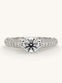 White Gold color option, Currently selected