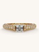 Gold color option, Currently selected