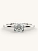 White Gold color option, Currently selected