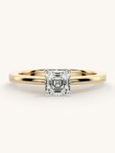 Gold color option, Currently selected