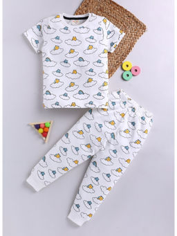 BLUSHES - Cotton Knit White Cloud Printed T-shirt & Pyjama