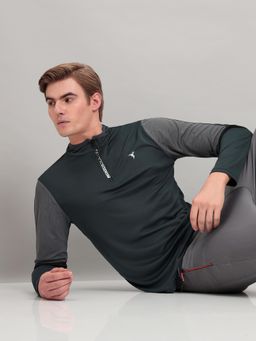 Technosport - Men Colorblock Slim Fit Mock Neck Sports T-Shirt With Techno Cool+