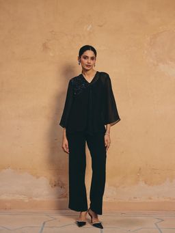 Maenaam - Black Elara Top