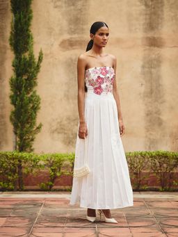 Maenaam - Womens Cotton Embroidered White Dress