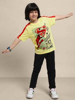 Kidsville - Kids Boys Superman Yellow Printed T-Shirt