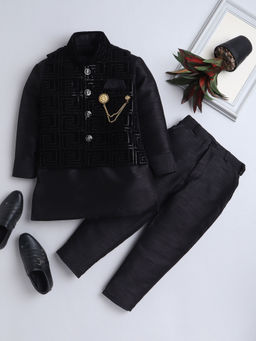 Ahhaaaa - Black Solid Kurta with Nehru Jacket and Pant (Set of 3)