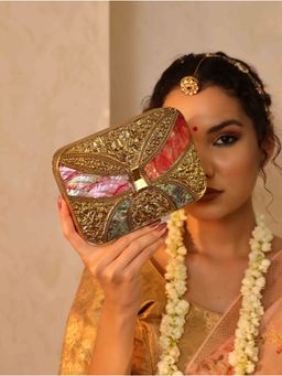 THE TAN CLAN - Naina Mother Of Pearl Clutch
