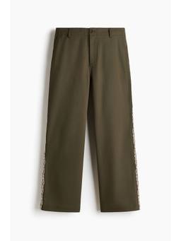H&M - Men Green Relaxed Fit Chinos