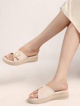 VYSTIQ - Cream Bold Buckle Soft Quilted Elegant Slide Women Sandals