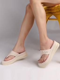 VYSTIQ - Womens Cream Toe Ring Design Trendy Platform Slip-On Sandals
