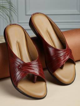 VYSTIQ - Womens Maroon Soft Cushion Sole Trendy Toe Design Comfort Sandals
