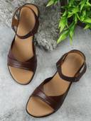 Brown color option