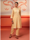 Orange color option, Currently selected