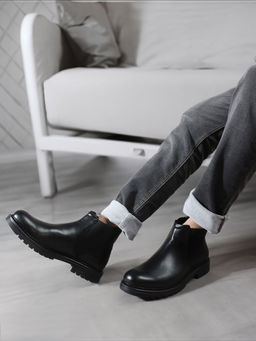Carlton London - Black Solid Round Toe Mid-Top Men Chelsea Boots