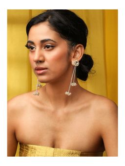 Suhani Pittie - Pearl Bunch Shoulder Duster