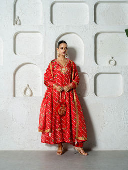Yuvrani Jaipur - Red Kota Doriya Inner Potli Anarkali Kurta with Pant & Dupatta (Set of 4)