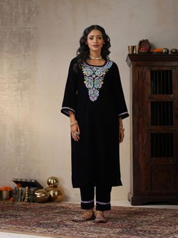 House of Chikankari - Black Velvet Chikankari Embroidered Kurta with Pant (Set of 2)