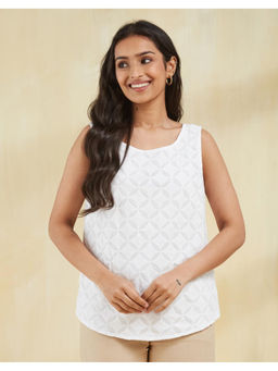 Fabindia - White Cotton Chikankari Top
