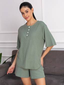 Chelvet - Women Green Textured Blended T-Shirt with Shorts