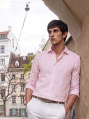 Pink color option, Sold out, Currently selected