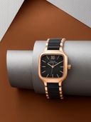 Black color option, Currently selected
