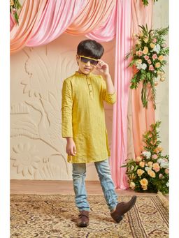 MASTARANG - Boys Yellow Embroidered Sequined Kurta