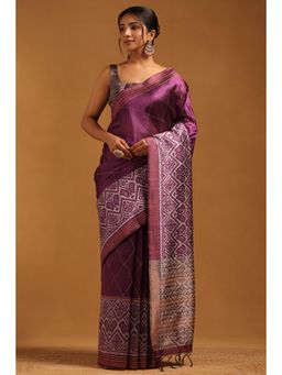 Soch - Magenta Embroidered Thread Work Saree With Unstitched Blouse Piece with Unstitched