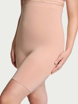 Victoria's Secret - Beige Seamless Shaping Mid-Thigh Shorts