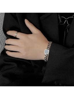 Salty Alpha - Black Onyx Signet Bracelet
