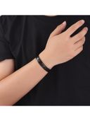 Black color option, Currently selected
